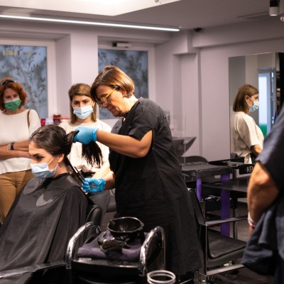 Yiouli Vamvakerou - Amazon Keratin - Liss 10 Bubblegum - educational workshop picture 7